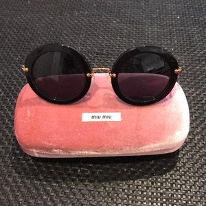 Miu Miu Délice Sunglasses. Very good condition.